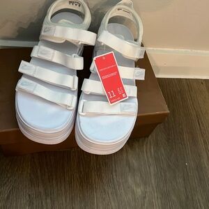 White Nike Velcro Sandals